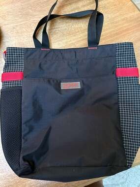 Esprit Vintage Y2K Ripstop Nylon Tote Bag in Black and Red with Mesh Details